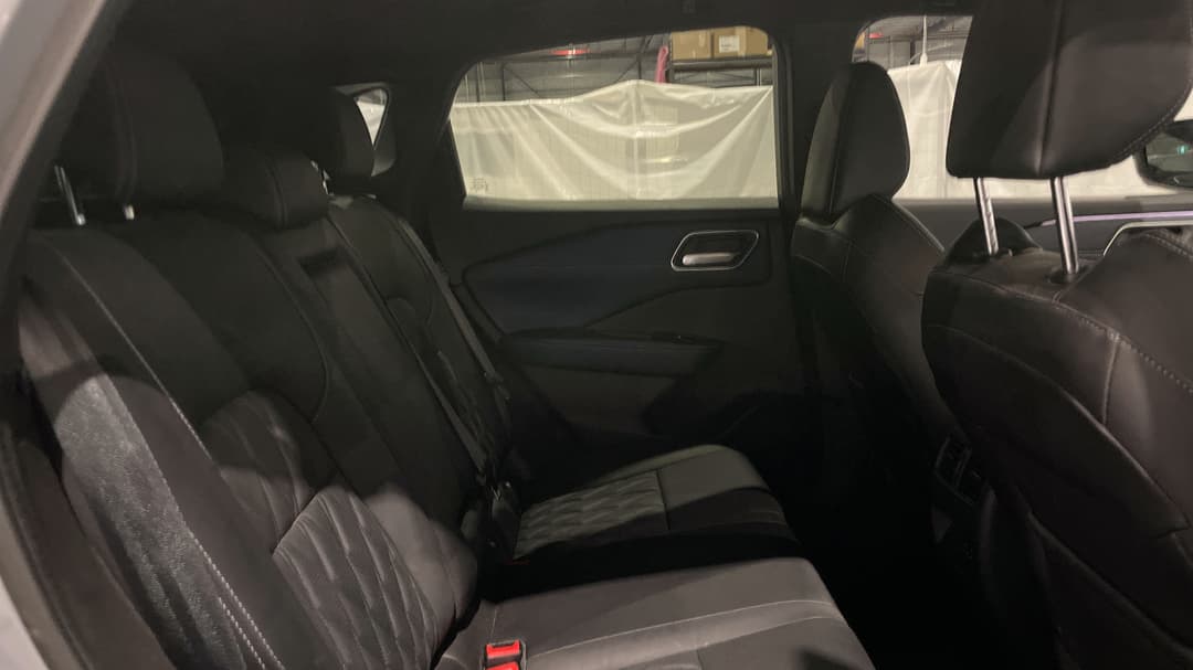2023 Nissan Qashqai Ti, Automatic, 40252 km, Right Side Rear Door Cabin View