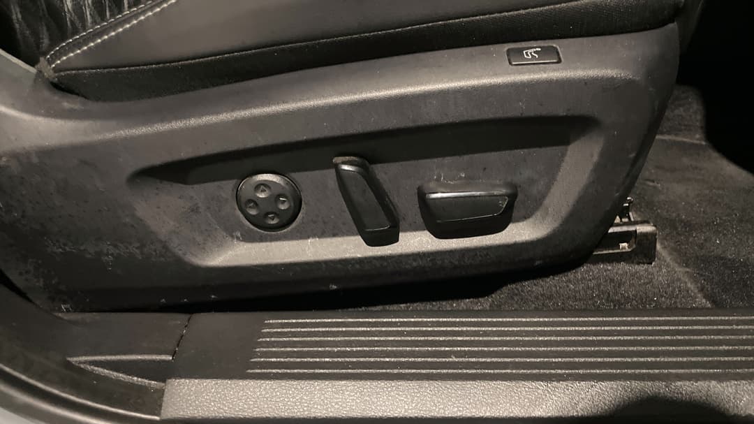 2023 Nissan Qashqai Ti, Automatic, 40252 km, Drivers Side Adjustment Panel