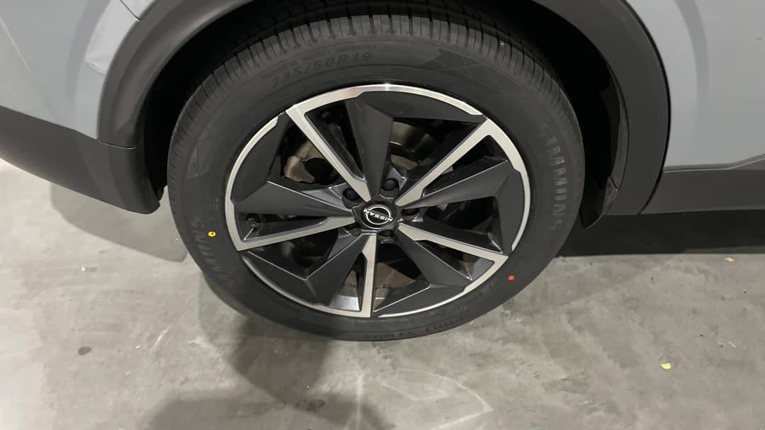 2023 Nissan Qashqai Ti, Automatic, 40252 km, Right Rear Wheel