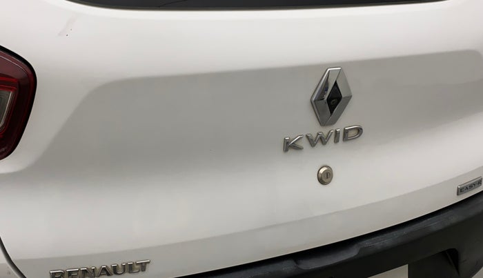 2020 Renault Kwid RXT 1.0 AMT (O), Petrol, Automatic, 27,200 km, Dicky (Boot door) - Slightly dented