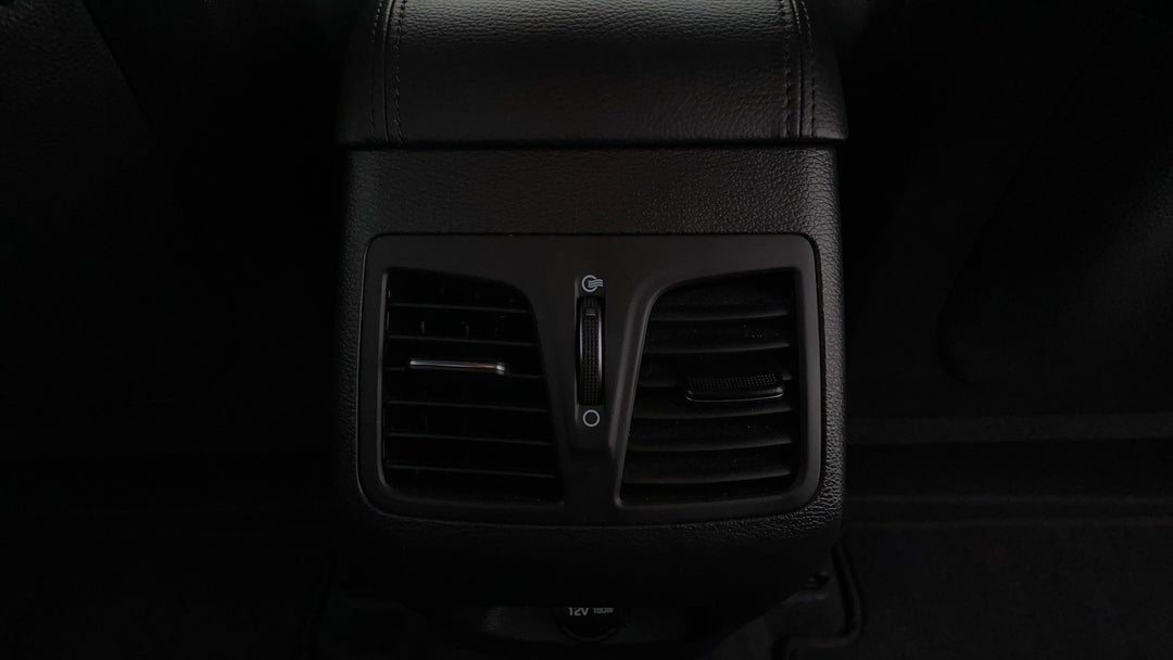 2019 Hyundai Sonata Active, Automatic, 44303 km, Rear A/C Vent