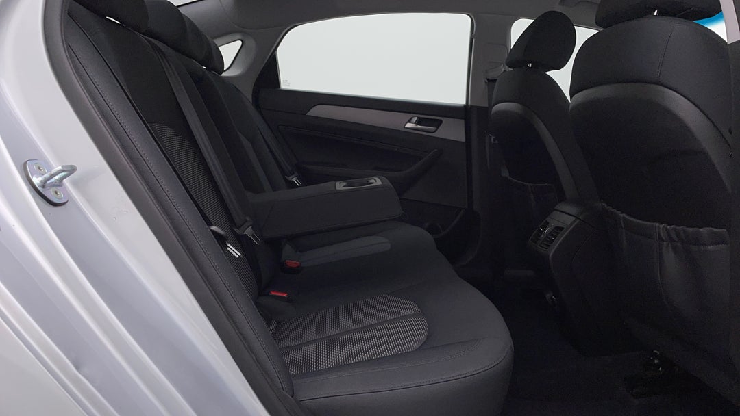 2019 Hyundai Sonata Active, Automatic, 44303 km, Right Side Rear Door Cabin View