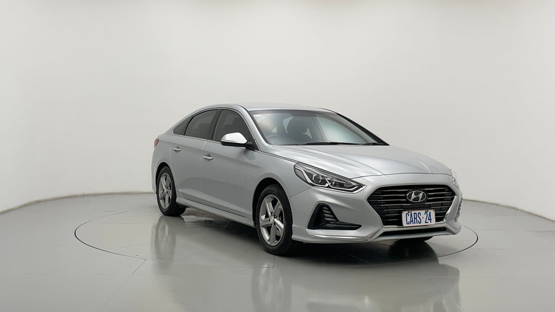 2019 Hyundai Sonata Active, Automatic, 44303 km, Right Front Diagonal (45- Degree) View