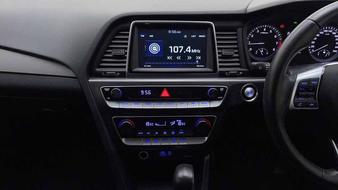 2019 Hyundai Sonata Active, Automatic, 44303 km, Center Console