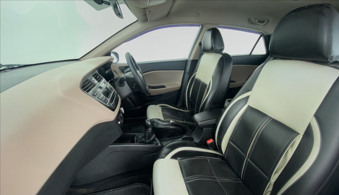 2015 Hyundai Elite i20 MAGNA 1.2, Petrol, Manual, 58,568 km, Right Side Front Door Cabin