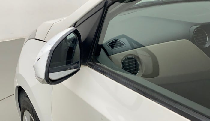 2014 Hyundai Xcent S 1.2, Petrol, Manual, 1,19,586 km, Left rear-view mirror - Folding motor not working