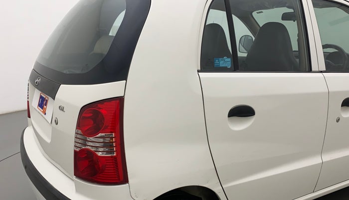 2014 Hyundai Santro Xing GL PLUS, Petrol, Manual, 1,00,072 km, Right quarter panel - Minor scratches