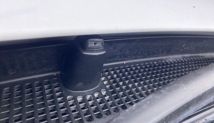 2017 Hyundai Creta SX PLUS AT 1.6 DIESEL, Diesel, Automatic, 82,642 km, Front windshield - Wiper nozzle not functional