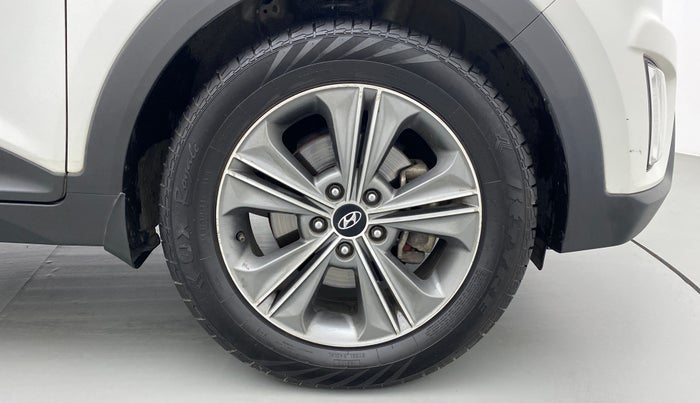 2017 Hyundai Creta SX PLUS AT 1.6 DIESEL, Diesel, Automatic, 82,642 km, Right Front Wheel
