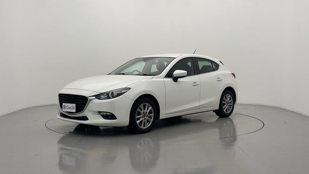 Left Front Diagonal (45- Degree) View