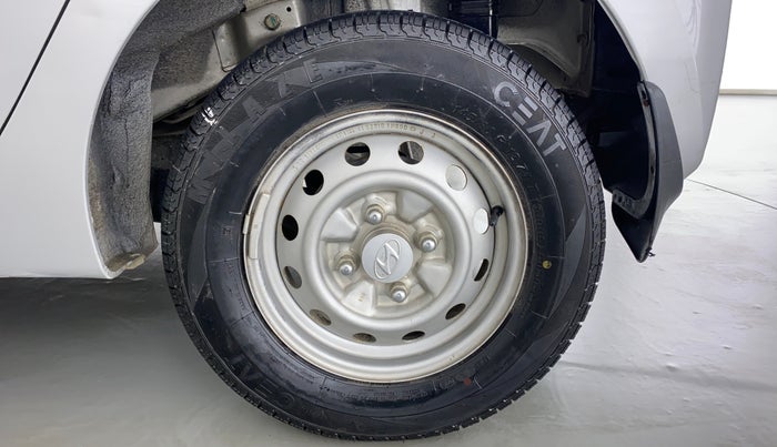 2015 Hyundai Eon ERA PLUS, Petrol, Manual, 14,727 km, Left Rear Wheel