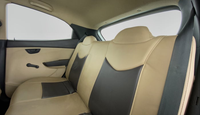 2015 Hyundai Eon ERA PLUS, Petrol, Manual, 14,727 km, Right Side Rear Door Cabin