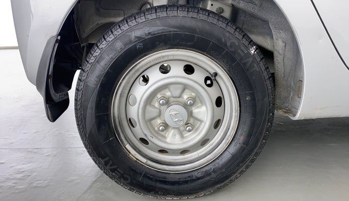 2015 Hyundai Eon ERA PLUS, Petrol, Manual, 14,727 km, Right Rear Wheel