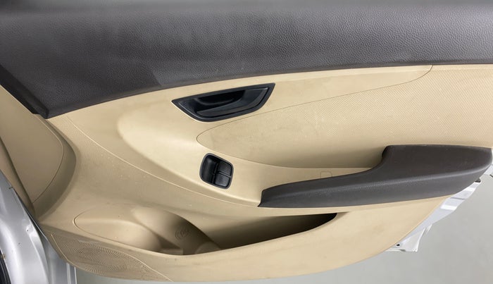 2015 Hyundai Eon ERA PLUS, Petrol, Manual, 14,727 km, Driver Side Door Panels Control