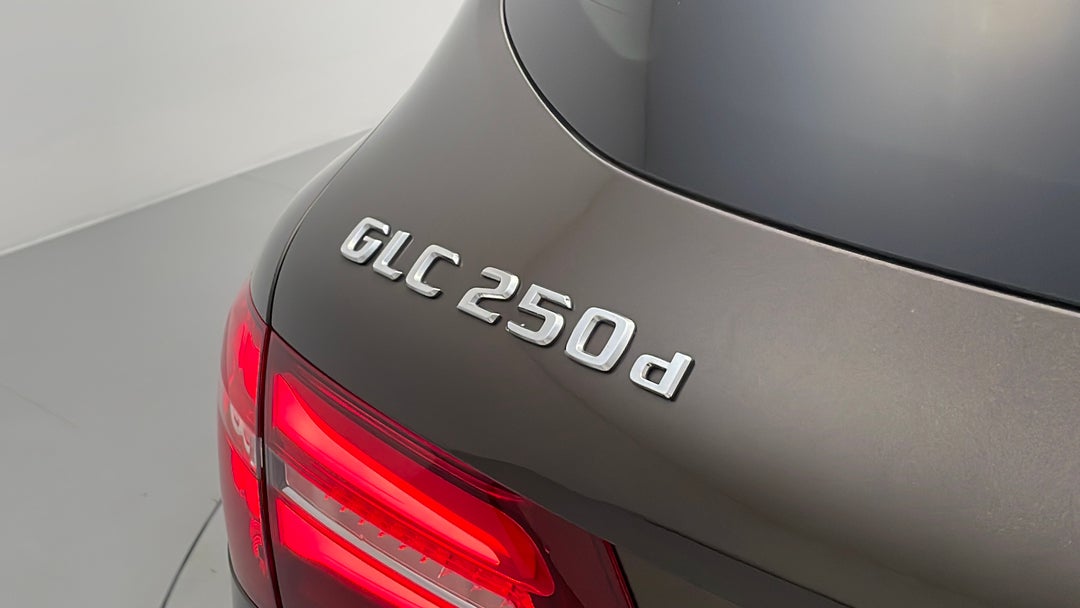 Badge (Boot Left Side)