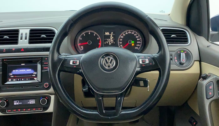 2017 Volkswagen Vento HIGHLINE PETROL AT, Petrol, Automatic, 71,715 km, Steering Wheel Close Up
