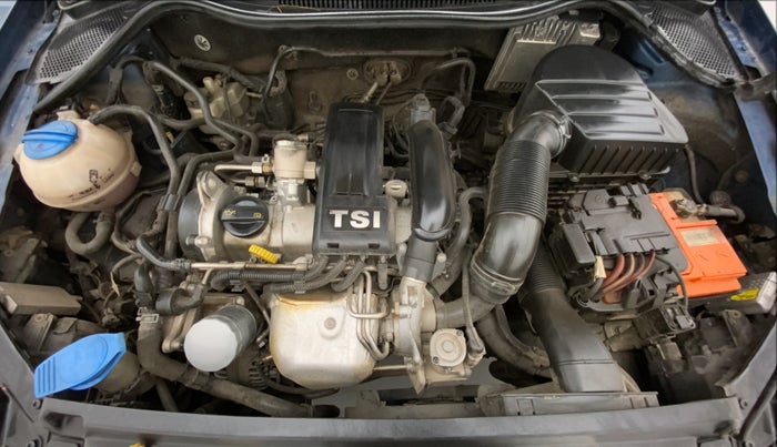 2017 Volkswagen Vento HIGHLINE PETROL AT, Petrol, Automatic, 71,715 km, Open Bonet