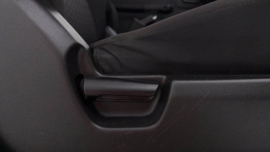 2022 Suzuki Jimny Lite, Manual, 64435 km, Drivers Side Adjustment Panel