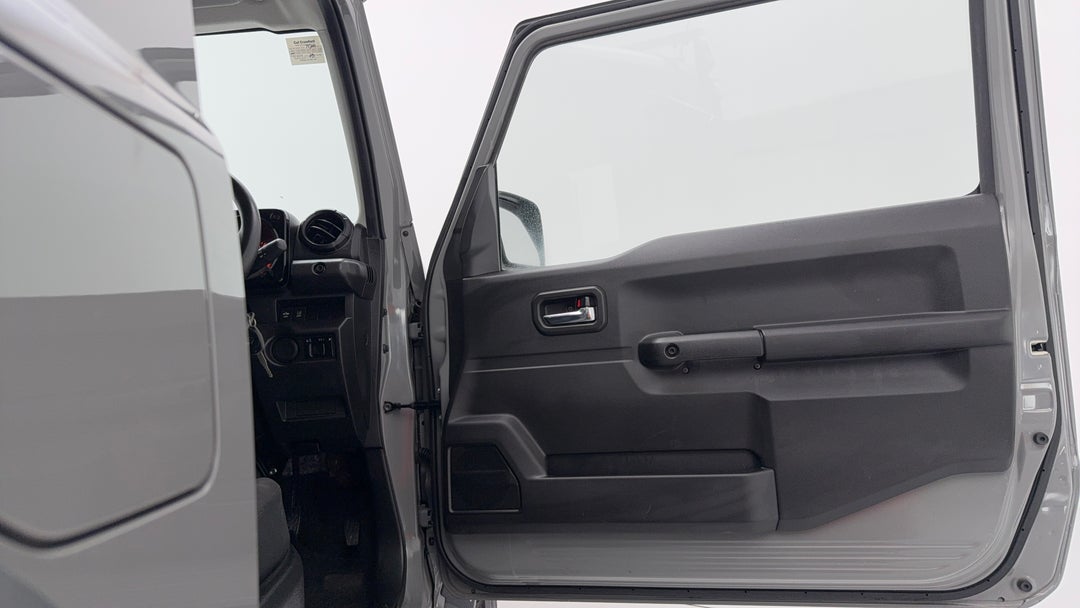 2022 Suzuki Jimny Lite, Manual, 64435 km, Speaker View