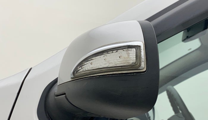 2013 Nissan Terrano XL (P), Petrol, Manual, 40,047 km, Left rear-view mirror - Indicator light not working