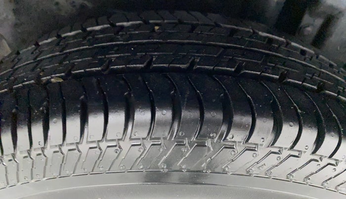 2013 Maruti Swift Dzire VDI, Diesel, Manual, 69,656 km, Left Rear Tyre Tread