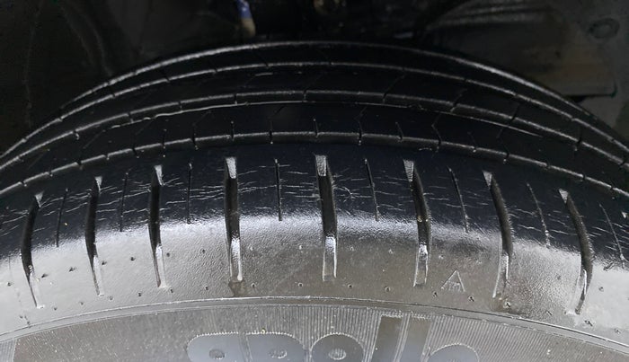 2018 Maruti Baleno ZETA 1.2 K12, Petrol, Manual, 24,004 km, Right Front Tyre Tread