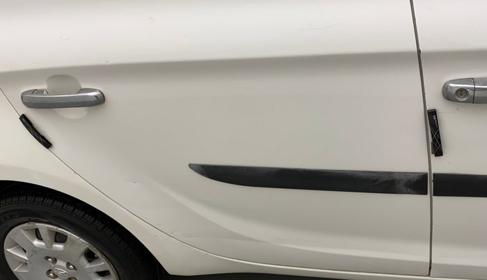 2013 Hyundai i20 MAGNA (O) 1.4 CRDI, Diesel, Manual, 94,378 km, Right rear door - Minor scratches
