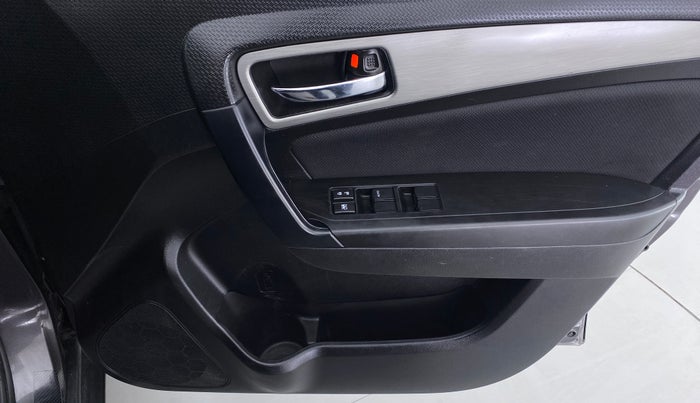 2018 Maruti Vitara Brezza ZDI + AMT, Diesel, Automatic, 91,296 km, Driver Side Door Panels Control