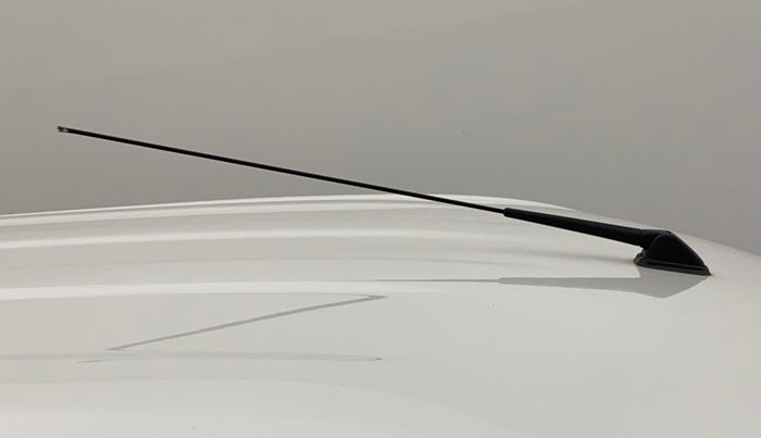 2019 Maruti New Wagon-R LXI CNG (O) 1.0, CNG, Manual, 49,189 km, Roof - Antenna has minor damage