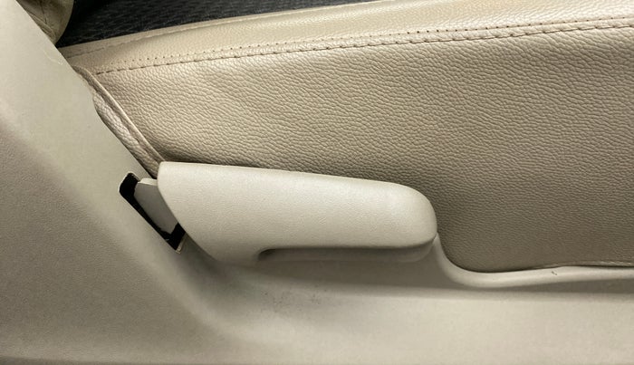 2016 Maruti Celerio ZXI AMT, Petrol, Automatic, 47,370 km, Driver Side Adjustment Panel