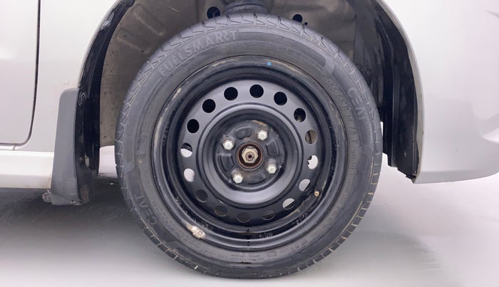 2013 Maruti Wagon R Stingray LXI, Petrol, Manual, 58,662 km, Right Front Wheel