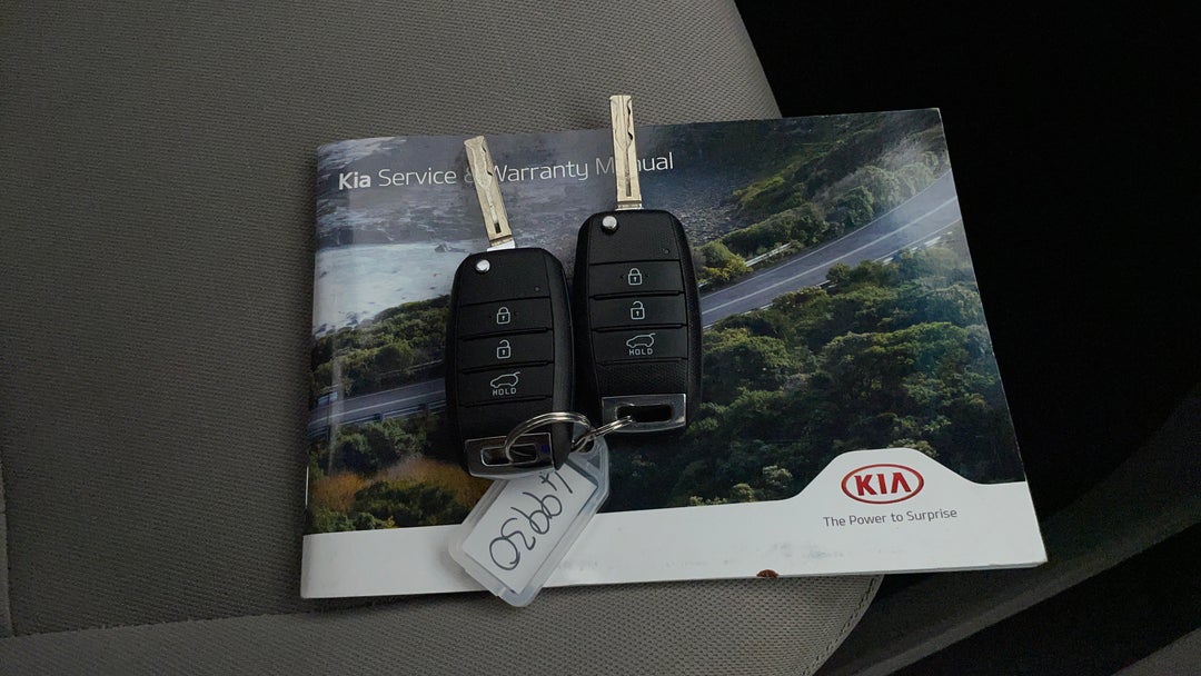 2019 Kia Carnival S, Automatic, 91741 km, Key Close-up