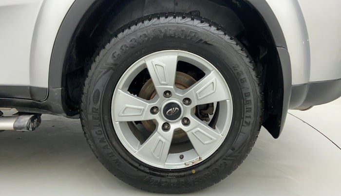 2014 Mahindra XUV500 W8 FWD, Diesel, Manual, 60,123 km, Left Rear Wheel