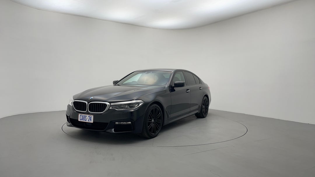 Left Front Diagonal (45- Degree) View