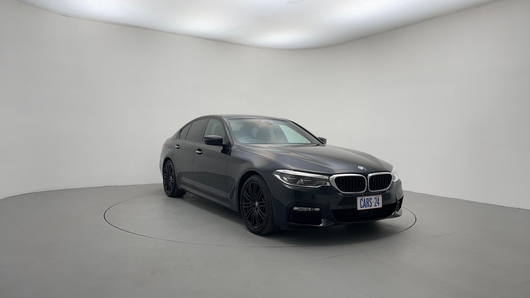 Right Front Diagonal (45- Degree) View