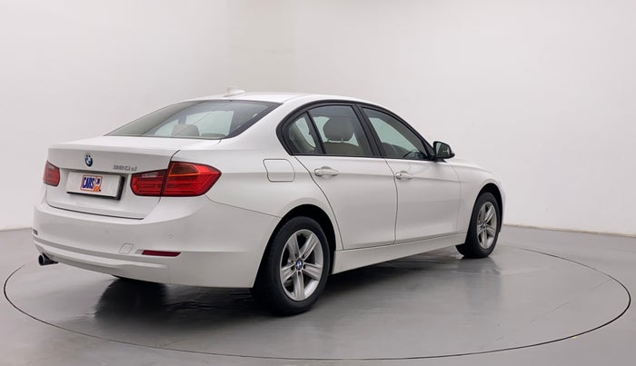2015 BMW 3 Series 320D, Diesel, Automatic, 34,232 km, Right Back Diagonal