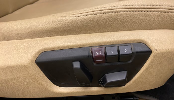 2015 BMW 3 Series 320D, Diesel, Automatic, 34,232 km, Driver Side Adjustment Panel