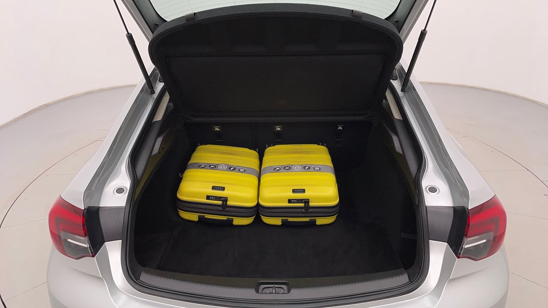 2020 Holden Commodore Lt, Automatic, 31395 km, Boot Inside View with Luggage