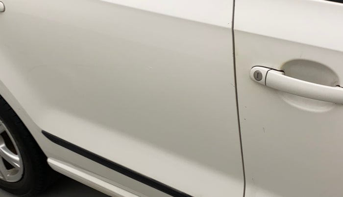 2013 Volkswagen Vento HIGHLINE 1.6 MPI, Petrol, Manual, 36,982 km, Right rear door - Minor scratches