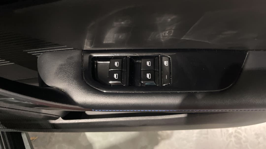 2023 MG Mg4 Essence 64, Automatic, 31546 km, Drivers Side Door Panel Controls