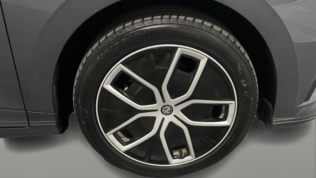 2023 MG Mg4 Essence 64, Automatic, 31546 km, Right Front Wheel