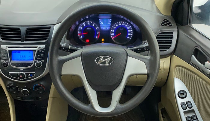 2011 Hyundai Verna FLUIDIC 1.4 VTVT, Petrol, Manual, 65,062 km, Steering Wheel Close Up