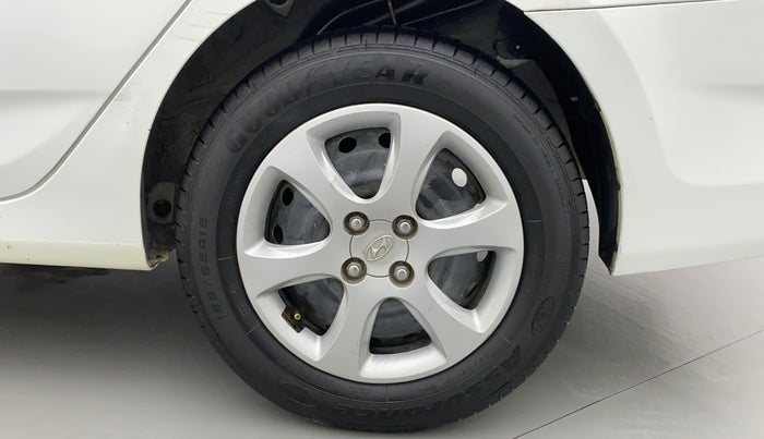 2011 Hyundai Verna FLUIDIC 1.4 VTVT, Petrol, Manual, 65,062 km, Left Rear Wheel