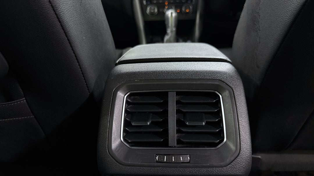 2018 Volkswagen Tiguan Allspace 162 Tsi Highline, Automatic, 82568 km, Rear A/C Vent