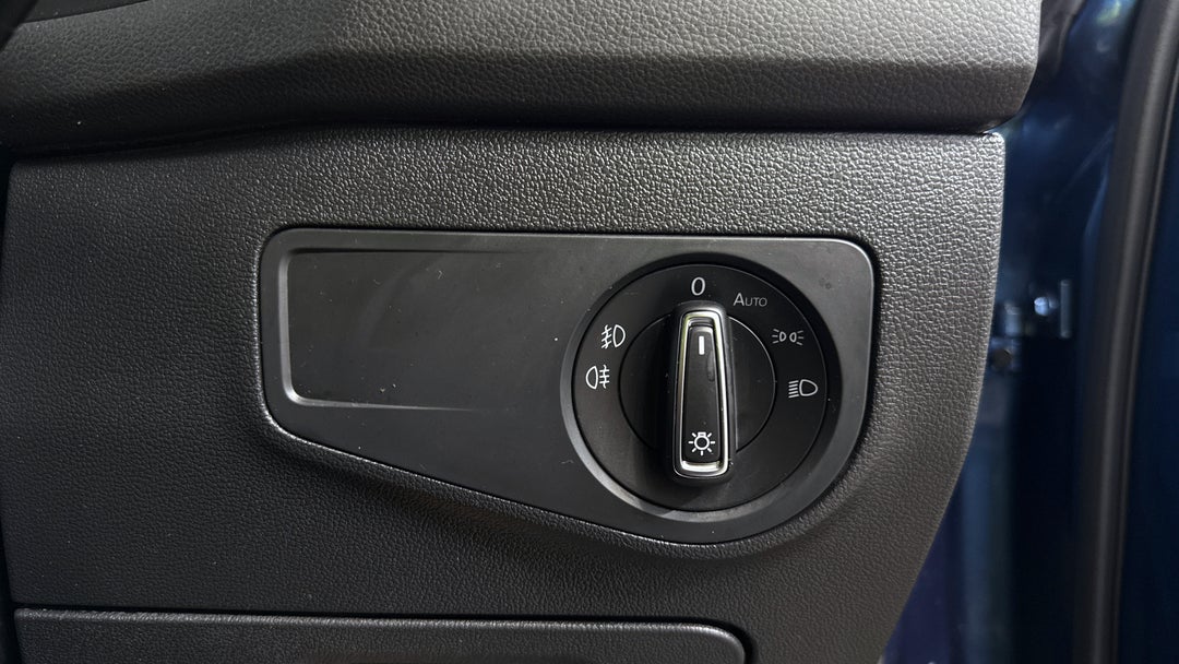 2018 Volkswagen Tiguan Allspace 162 Tsi Highline, Automatic, 82568 km, Utility Switches/Buttons