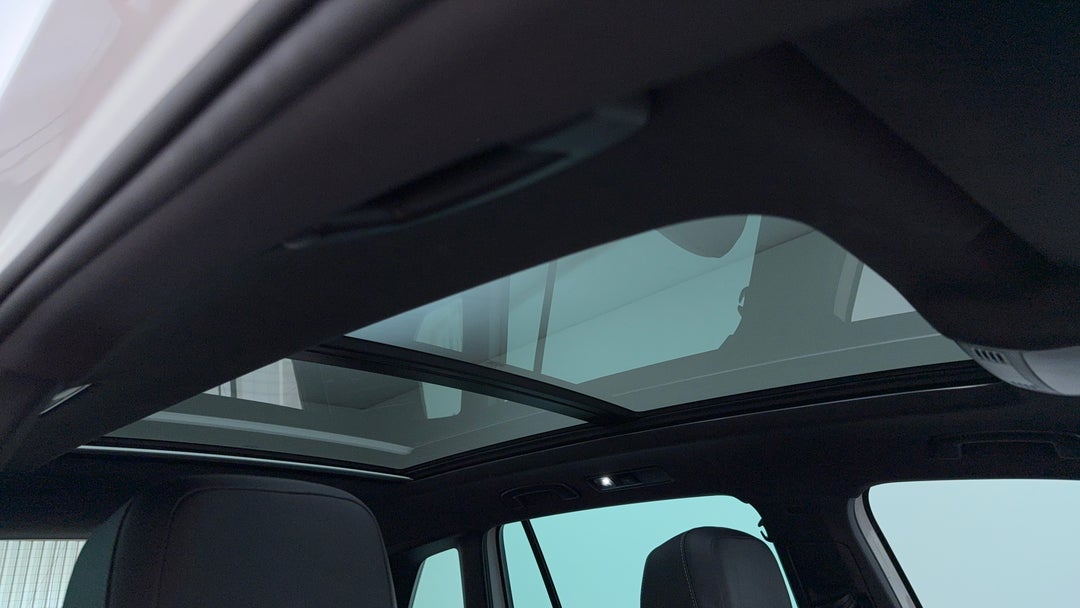 Interior Sunroof/Moonroof