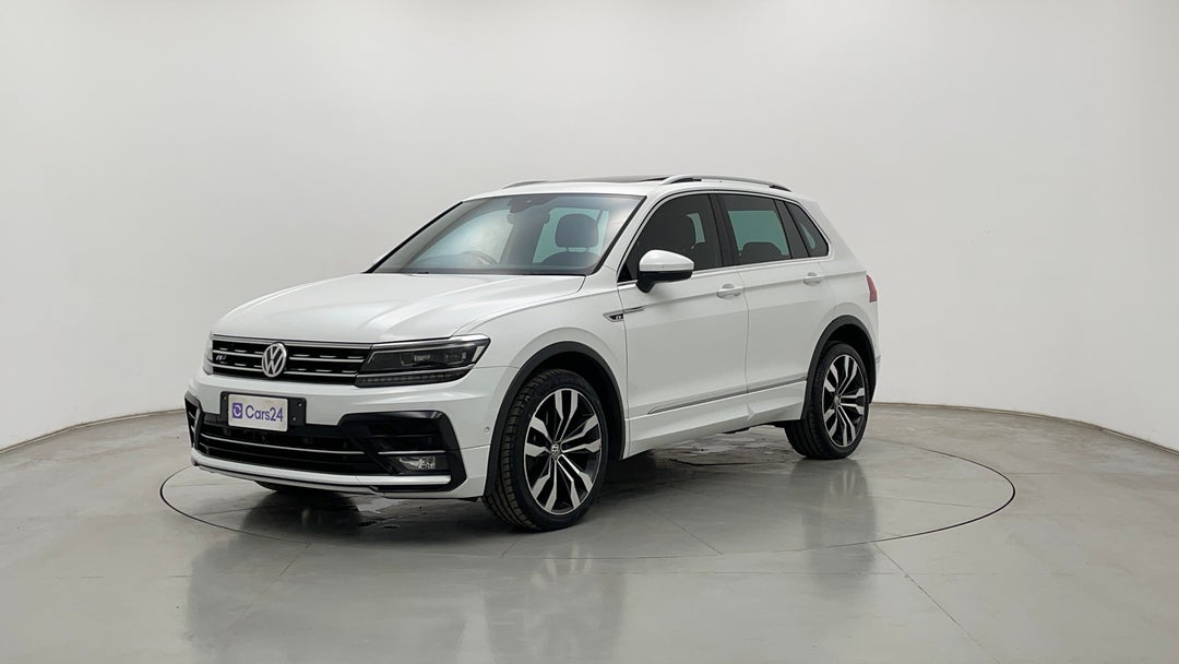 Left Front Diagonal (45- Degree) View