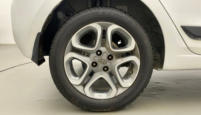 2018 Hyundai Elite i20 ASTA 1.2 (O), Petrol, Manual, 48,575 km, Right Rear Wheel