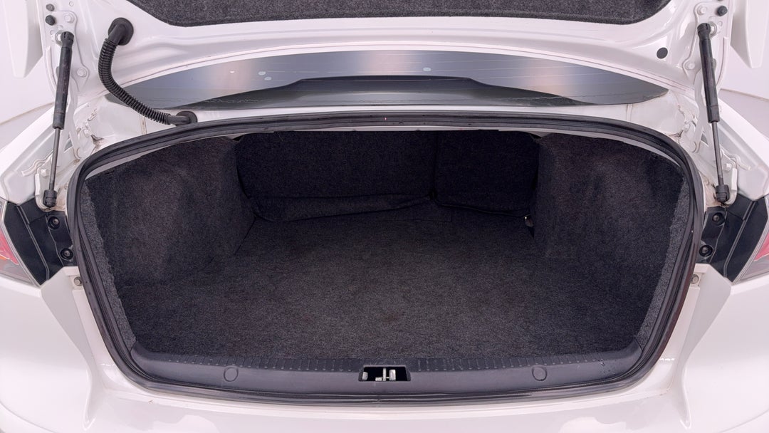 2017 Mitsubishi Lancer Es Sport, Automatic, 104203 km, Boot Inside View