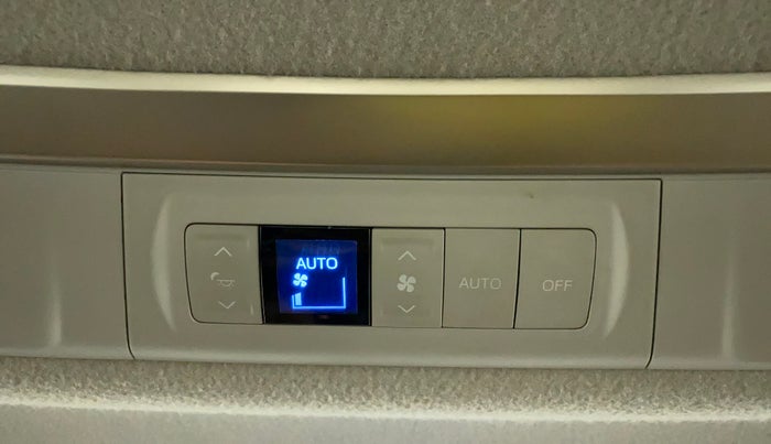 2016 Toyota Innova Crysta 2.7 ZX AT 7 STR, Petrol, Automatic, 90,064 km, Rear AC Temperature Control